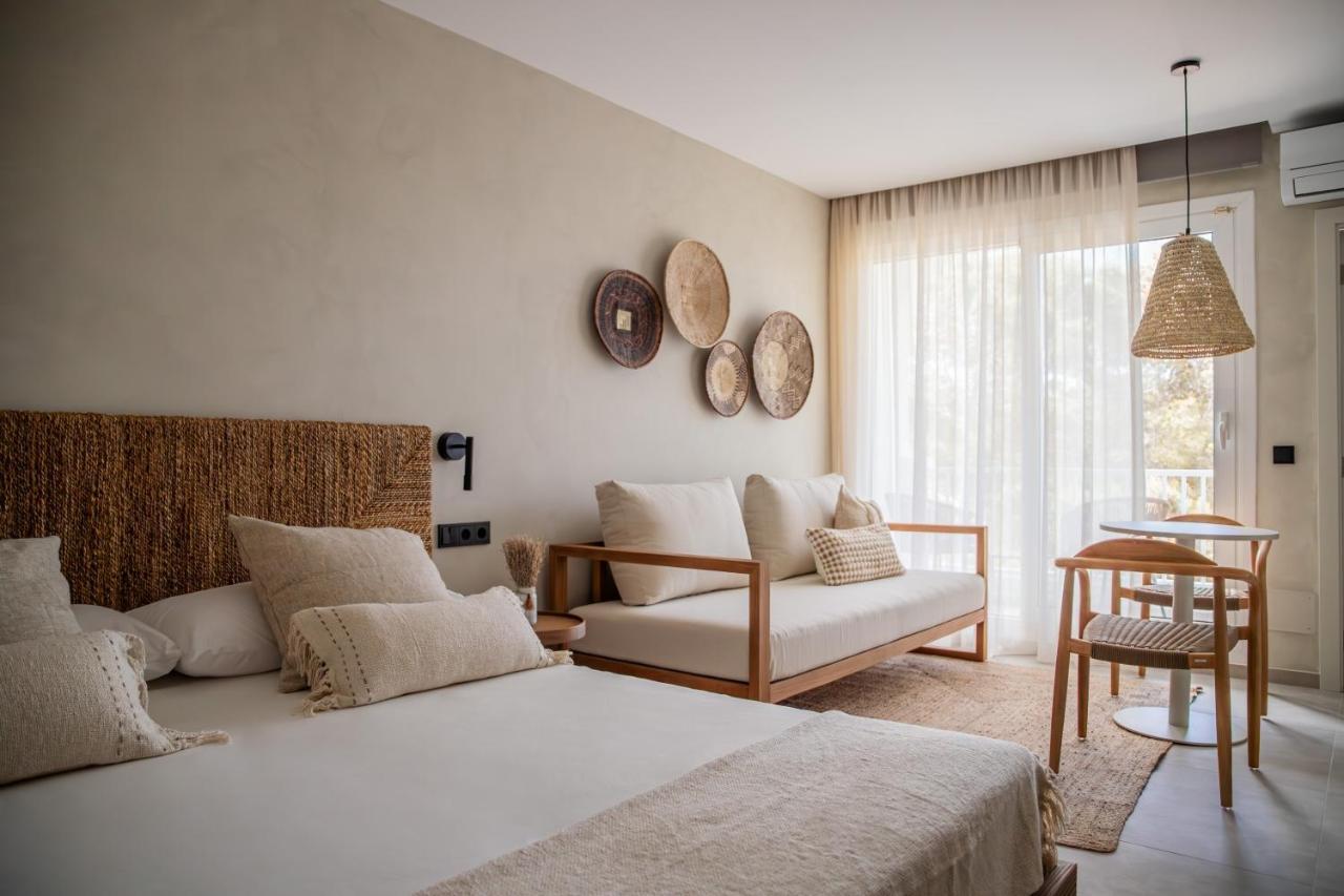 Apartamentos Top Secret Prestige Es Pujols - Formentera Vacaciones Eksteriør bilde