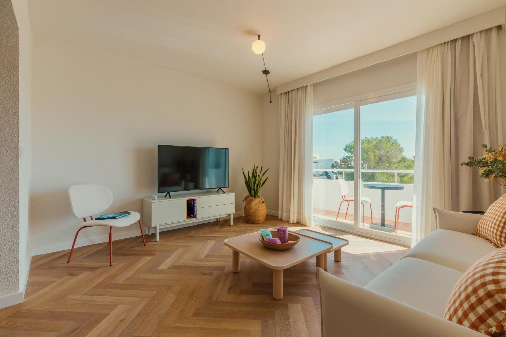 Apartamentos Top Secret Prestige Es Pujols - Formentera Vacaciones Eksteriør bilde